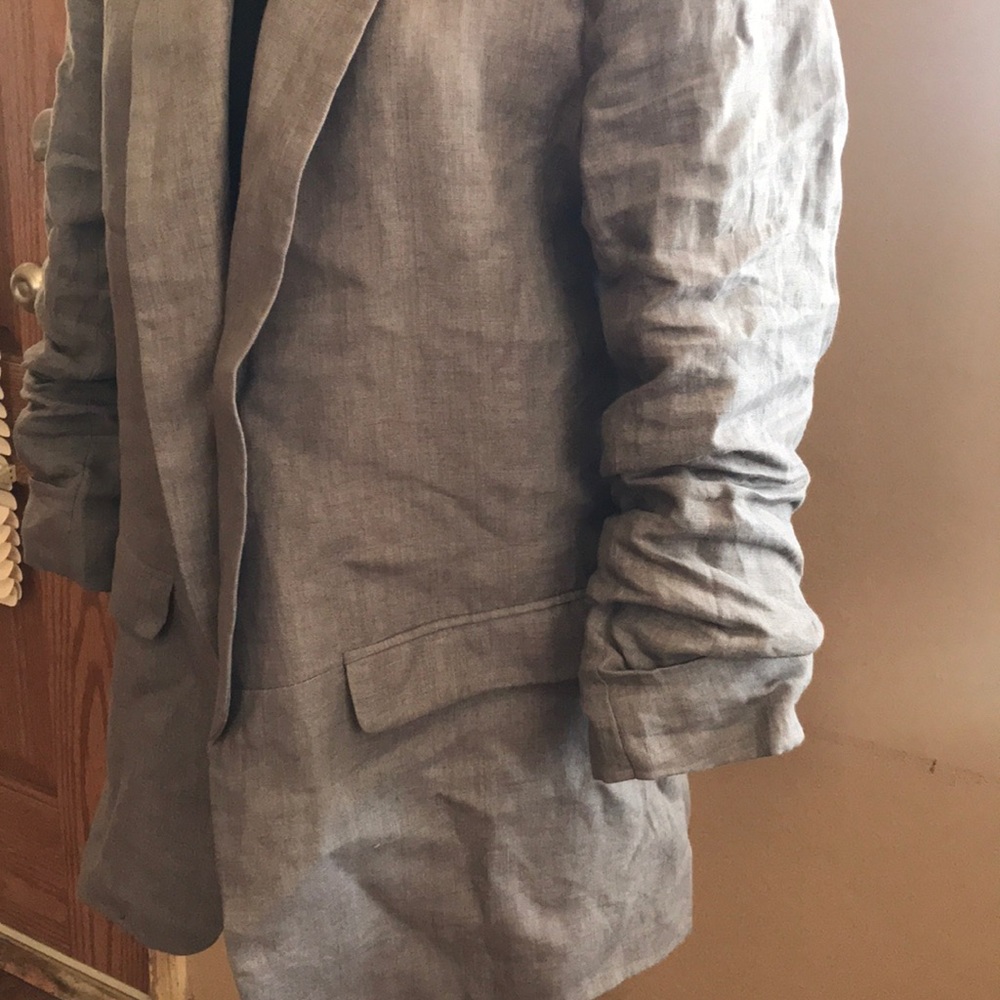 Linen Blazer - Picture 4 of 4